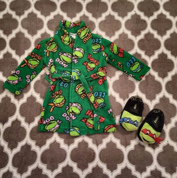 Ninja Turtles Robe With Matching Shoes - Picture 2 of 5